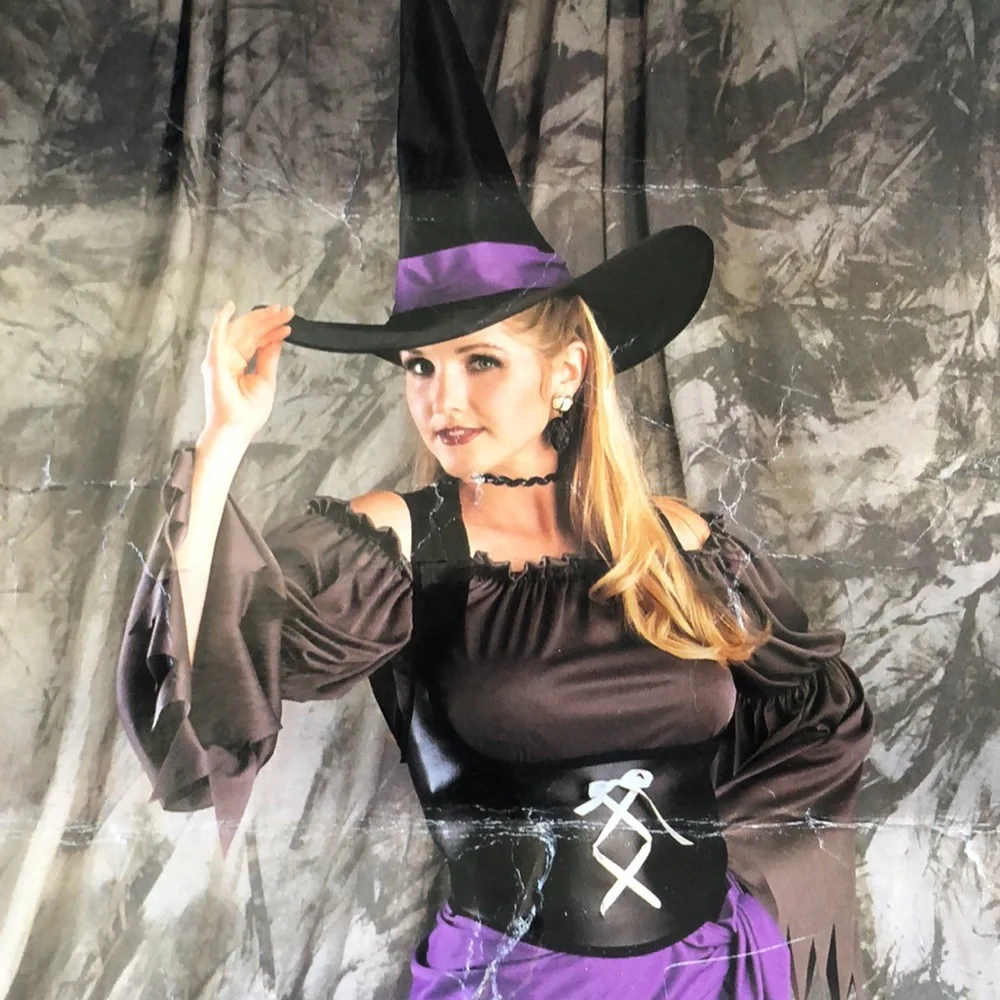 Cassandra the Salem witch Halloween costume